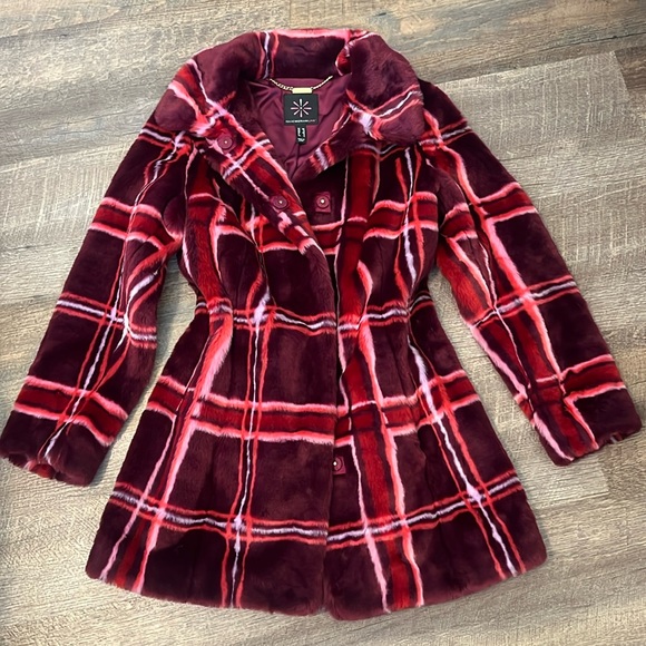 Isaac Mizrahi Jackets & Blazers - Isaac Mizrahi Coat